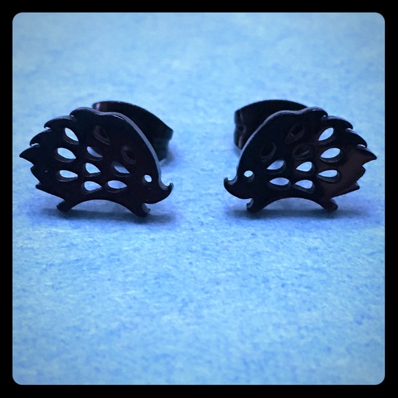 Jewelry - (T1) Hedgehog Earrings